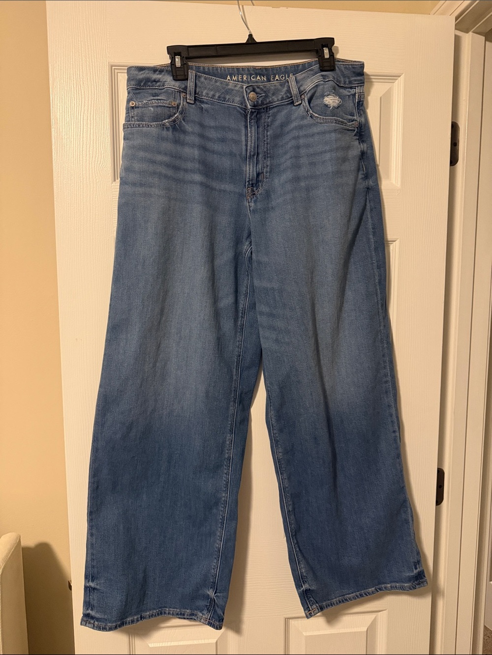 American Eagle Outfitters Medium Blue Wide-Leg Jeans for Women